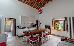 Appartamento Con Vista Panoramica In Chianti